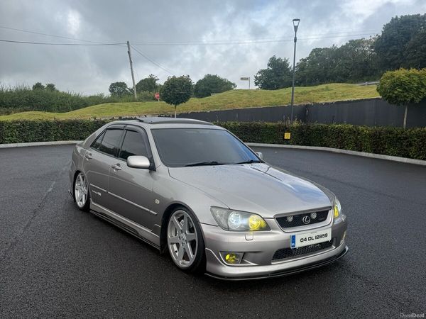 Lexus IS Saloon, Petrol, 2004, Silver
