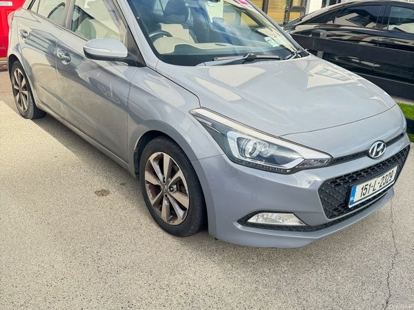 Hyundai i20 Hatchback, Diesel, 2015, Grey