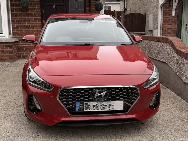 Hyundai i30 Hatchback, Diesel, 2018, Red