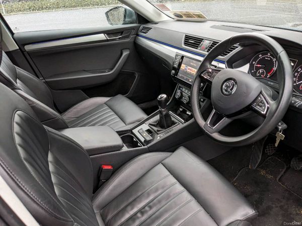 Skoda Superb Estate, Diesel, 2017, Grey