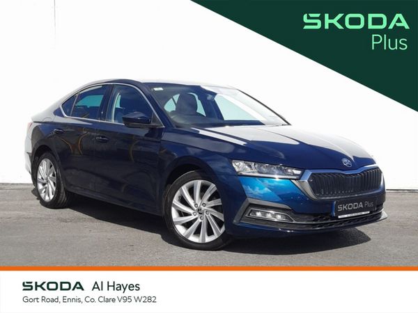 Skoda Octavia Saloon, Diesel, 2023, Blue