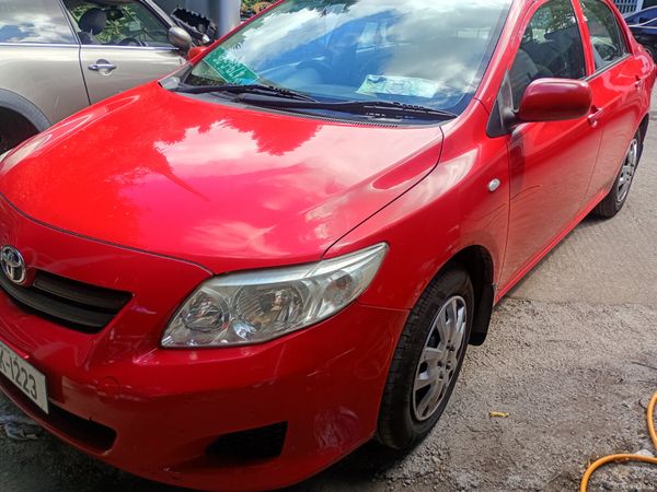 Toyota Corolla Saloon, Petrol, 2008, Red