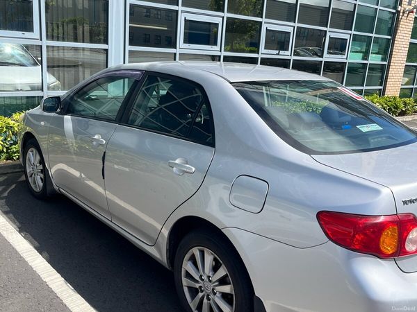 Toyota Corolla Saloon, Petrol, 2008, Silver