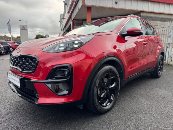 Kia Sportage MPV, Diesel Hybrid, 2021, Red