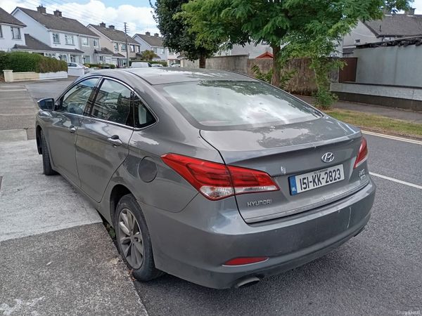 Hyundai i40 Saloon, Diesel, 2015, Silver