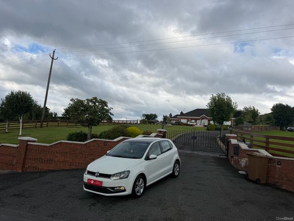 Volkswagen Polo Hatchback, Petrol, 2016, White