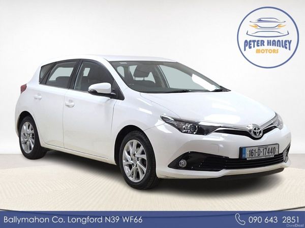 Toyota Auris Hatchback, Diesel, 2016, White