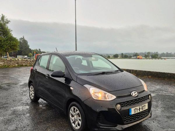 Hyundai i10 Hatchback, Petrol, 2017, Black