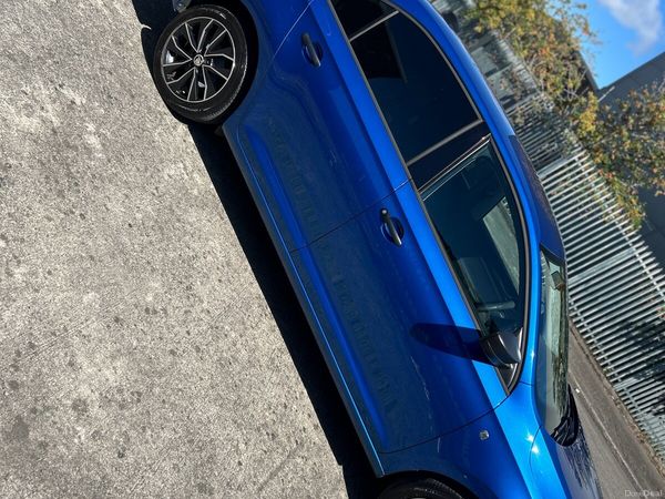 Skoda Rapid Saloon, Petrol, 2015, Blue