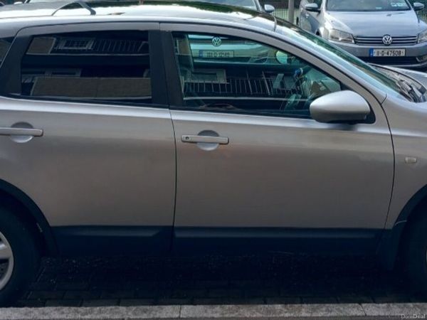 Nissan Qashqai Hatchback, Petrol, 2008, Silver