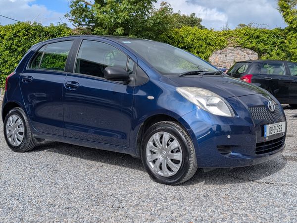 Toyota Yaris Hatchback, Petrol, 2009, Blue