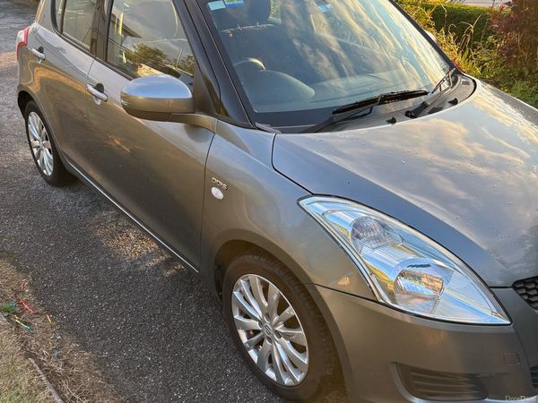Suzuki Swift Hatchback, Diesel, 2012, Grey