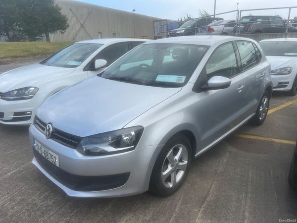 Volkswagen Polo Hatchback, Petrol, 2012, Silver