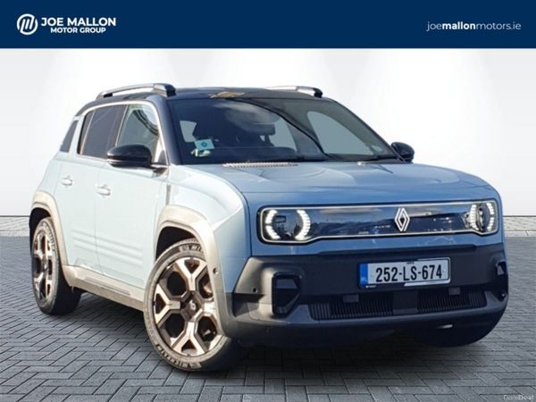 Renault 4 SUV, Electric, 2025, Blue