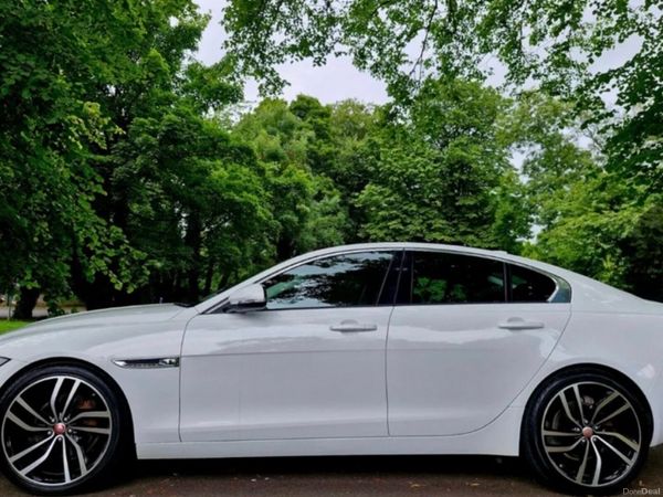 Jaguar XE Saloon, Diesel, 2017, White
