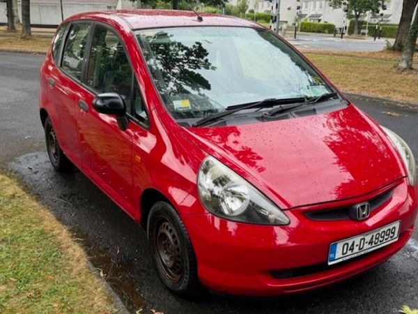 Honda Jazz Hatchback, Petrol, 2004, Red
