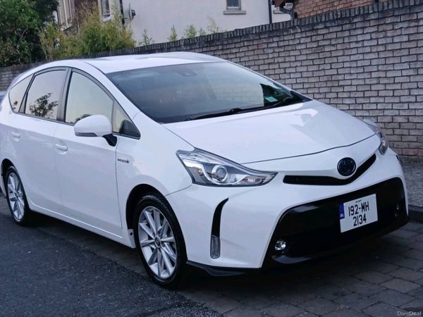 Toyota Prius MPV, Petrol Hybrid, 2019, White