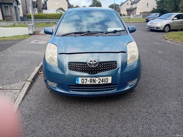 Toyota Yaris Hatchback, Petrol, 2007, Blue