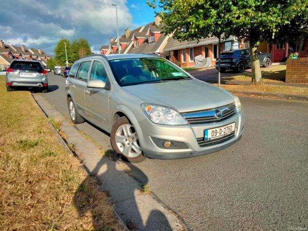 Opel Astra Estate, Diesel, 2009, Yellow