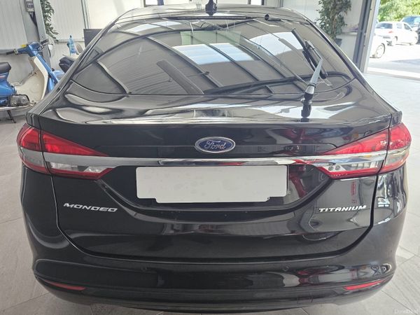 Ford Mondeo Hatchback, Diesel, 2020, Black