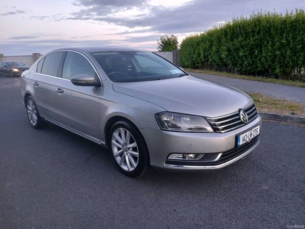Volkswagen Passat Saloon, Diesel, 2014, Silver