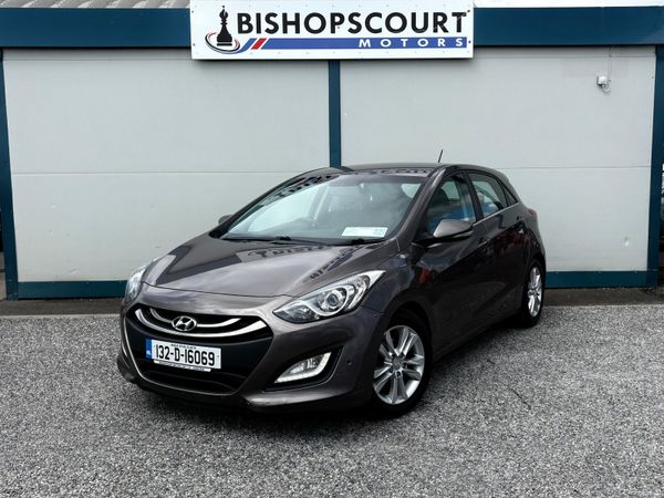 Hyundai i30 Hatchback, Diesel, 2013, Brown