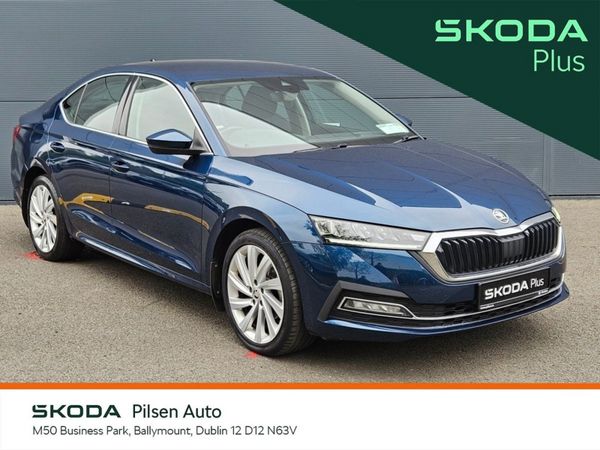 Skoda Octavia Saloon, Petrol, 2022, Blue