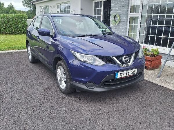 Nissan Qashqai SUV, Diesel, 2017, Blue