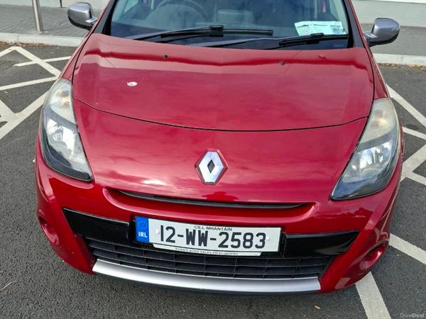 Renault Clio Estate, Diesel, 2012, Red