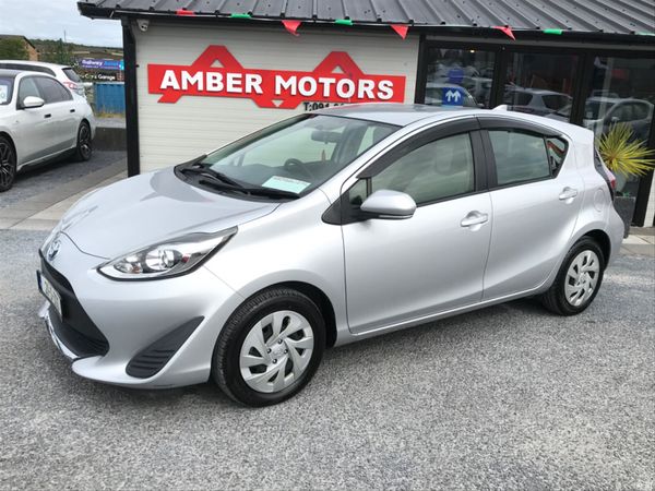 Toyota Aqua Hatchback, Petrol Hybrid, 2021, Silver