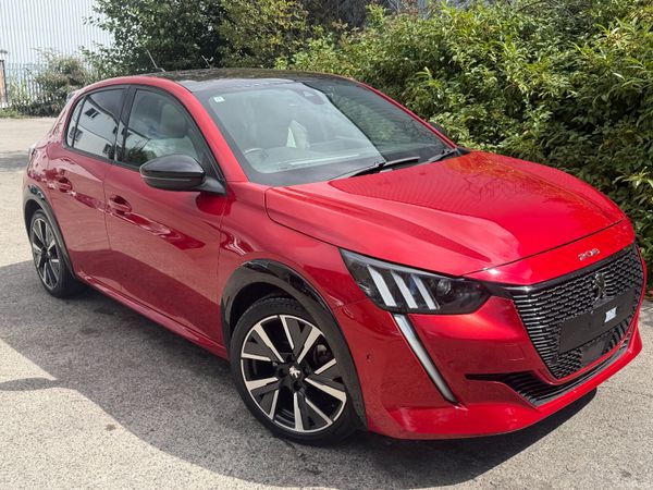 Peugeot 208 Hatchback, Petrol, 2020, Red