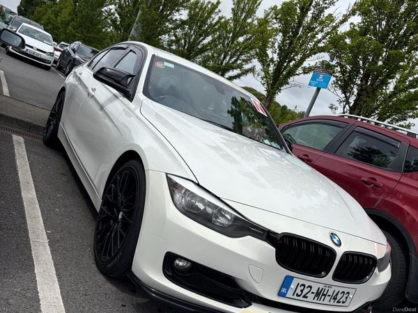 BMW 3-Series Saloon, Diesel, 2013, White