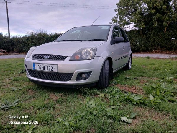 Ford Fiesta Hatchback, Petrol, 2007, Silver