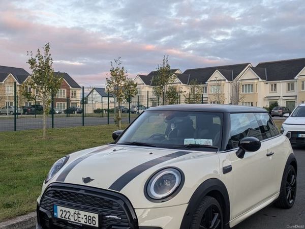 Mini Cooper Hatchback, Petrol, 2022, White