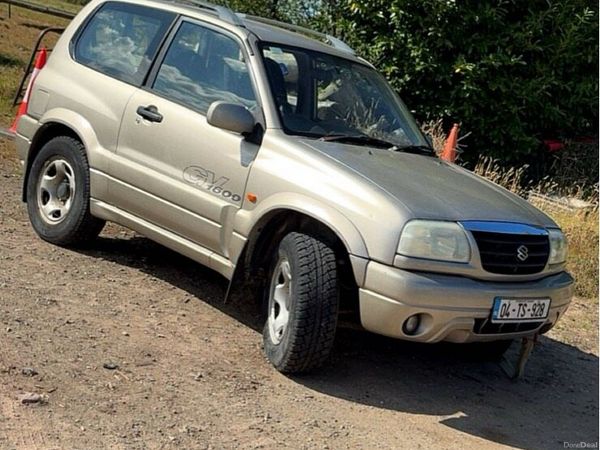 Suzuki Grand Vitara SUV, Petrol, 2004, Beige