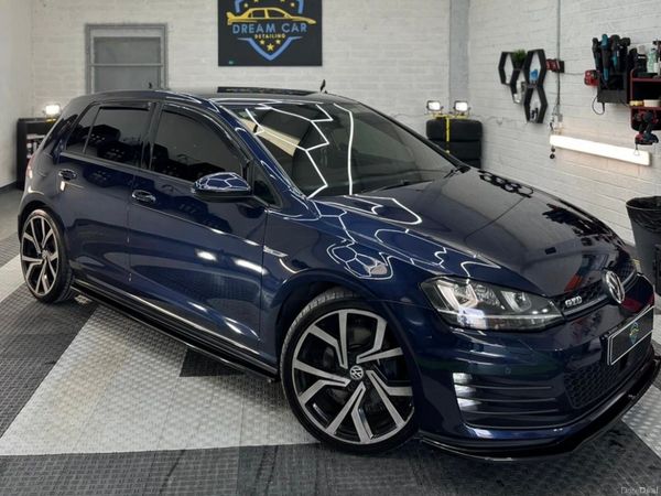 Volkswagen Golf Hatchback, Diesel, 2016, Blue