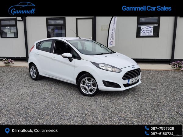 Ford Fiesta Hatchback, Petrol, 2017, White
