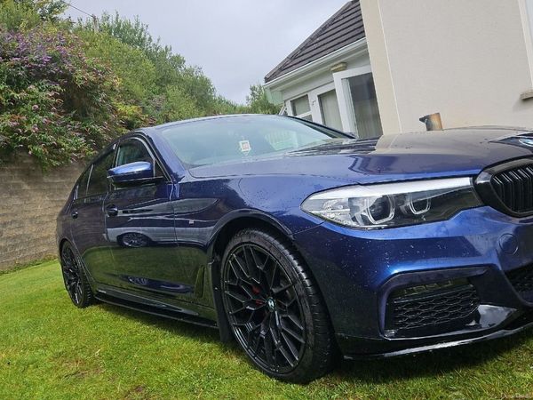 BMW 5-Series Saloon, Diesel, 2018, Blue