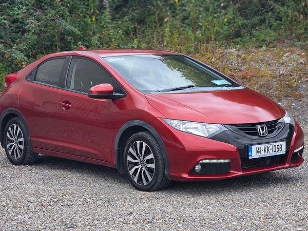 Honda Civic Hatchback, Diesel, 2014, Red