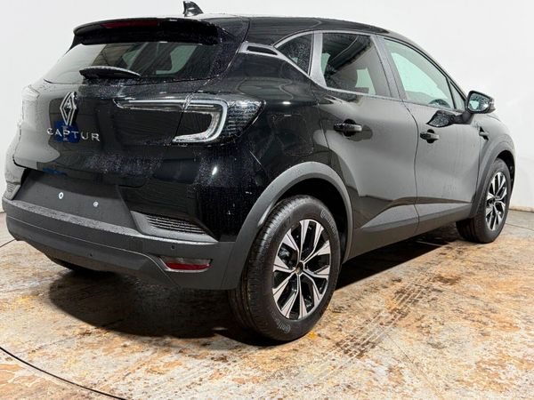 Renault Captur Hatchback, Petrol, 2026, 