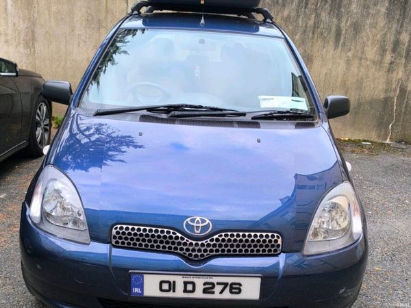Toyota Yaris Hatchback, Petrol, 2001, Blue