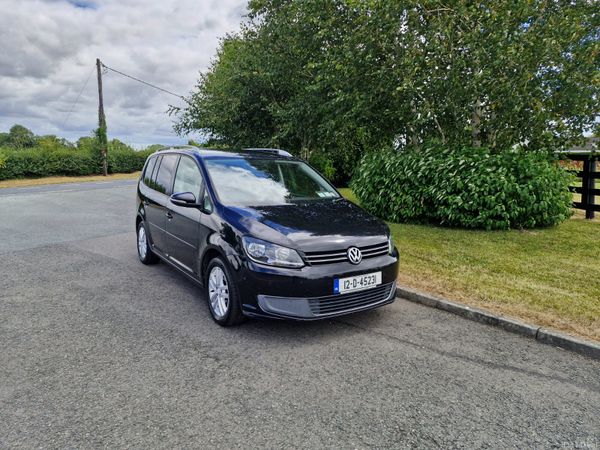 Volkswagen Touran MPV, Diesel, 2012, Black