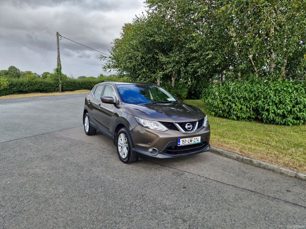 Nissan Qashqai Hatchback, Diesel, 2015, Brown