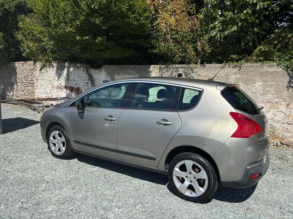 Peugeot 3008 Hatchback, Diesel, 2012, Grey