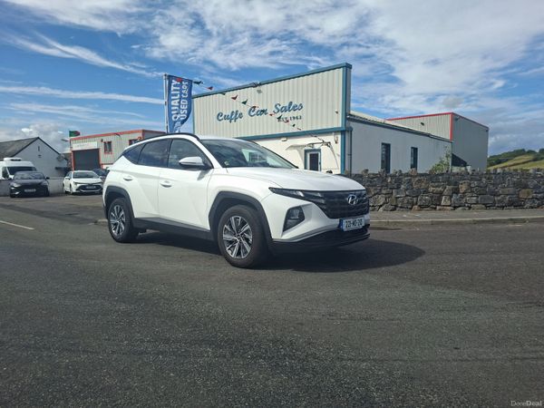 Hyundai Tucson SUV, Petrol Hybrid, 2022, White