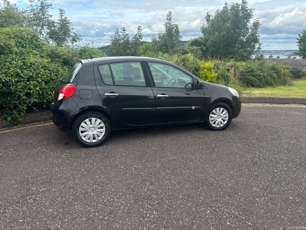 Renault Clio Hatchback, Ethanol Petrol, 2010, Black