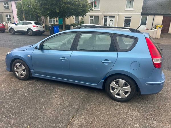 Hyundai i30 MPV, Diesel, 2012, Blue