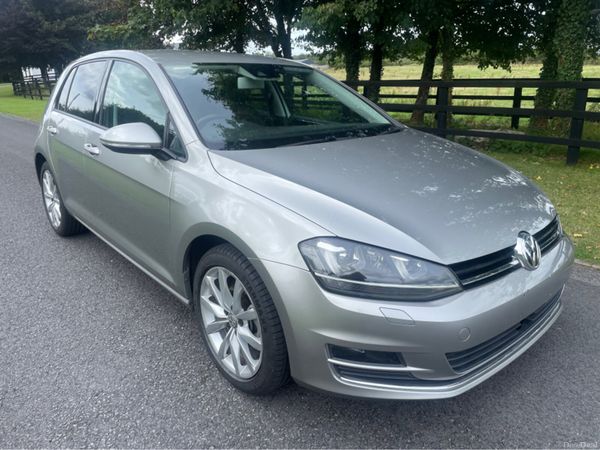 Volkswagen Golf Hatchback, Petrol, 2016, Gold