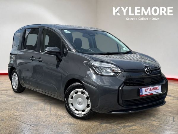 Toyota Sienta MPV, Petrol Hybrid, 2023, Grey