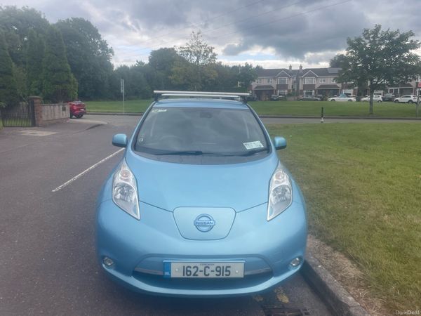 Nissan Leaf Hatchback, Electric, 2016, Blue